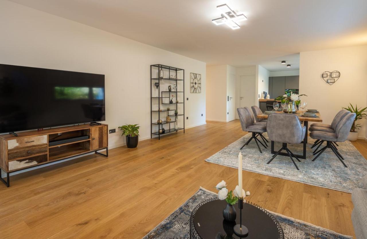Sweethome - Luxus Pur - Grosse Kueche, 2 Baeder, 2 Terrassen Ottobrunn Kültér fotó