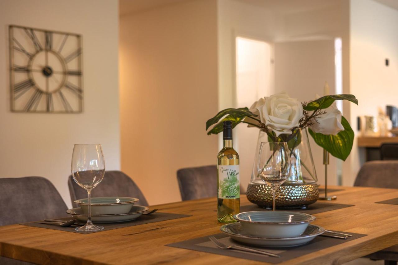 Sweethome - Luxus Pur - Grosse Kueche, 2 Baeder, 2 Terrassen Ottobrunn Kültér fotó