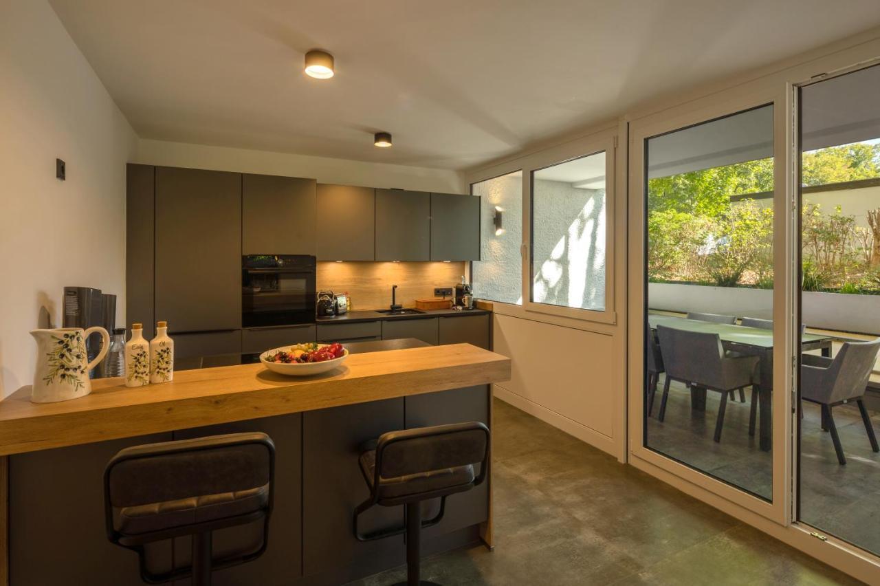 Sweethome - Luxus Pur - Grosse Kueche, 2 Baeder, 2 Terrassen Ottobrunn Kültér fotó