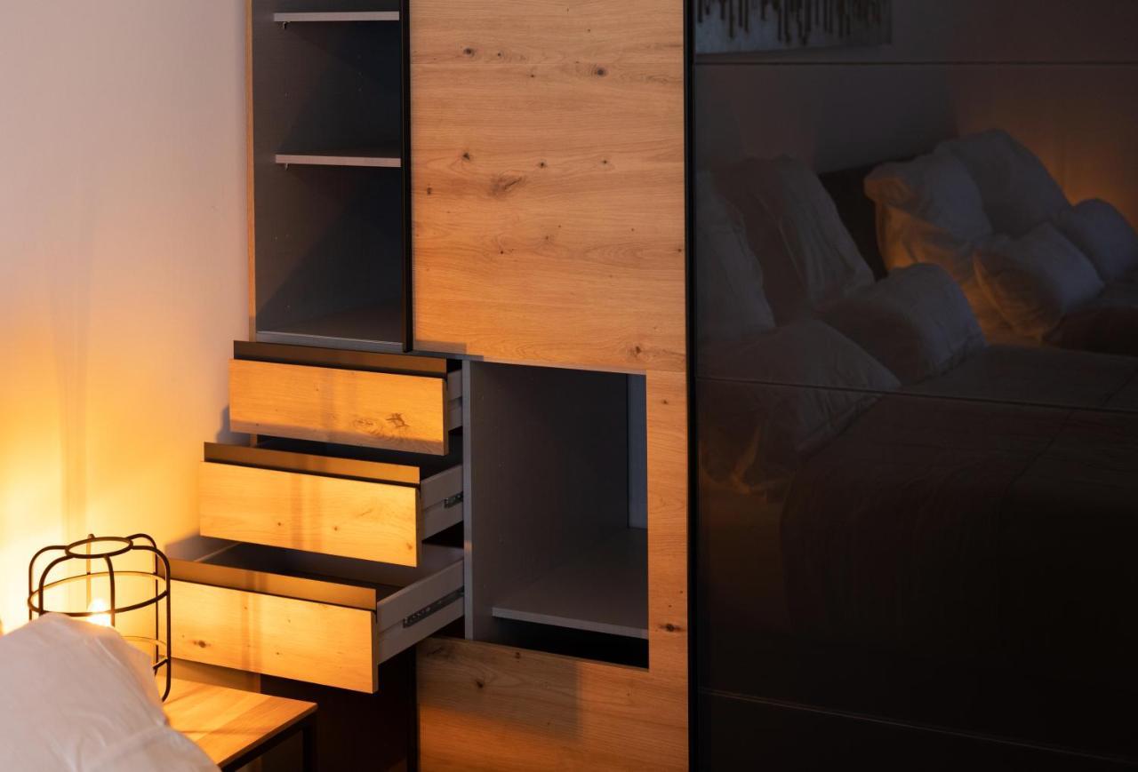 Sweethome - Luxus Pur - Grosse Kueche, 2 Baeder, 2 Terrassen Ottobrunn Kültér fotó